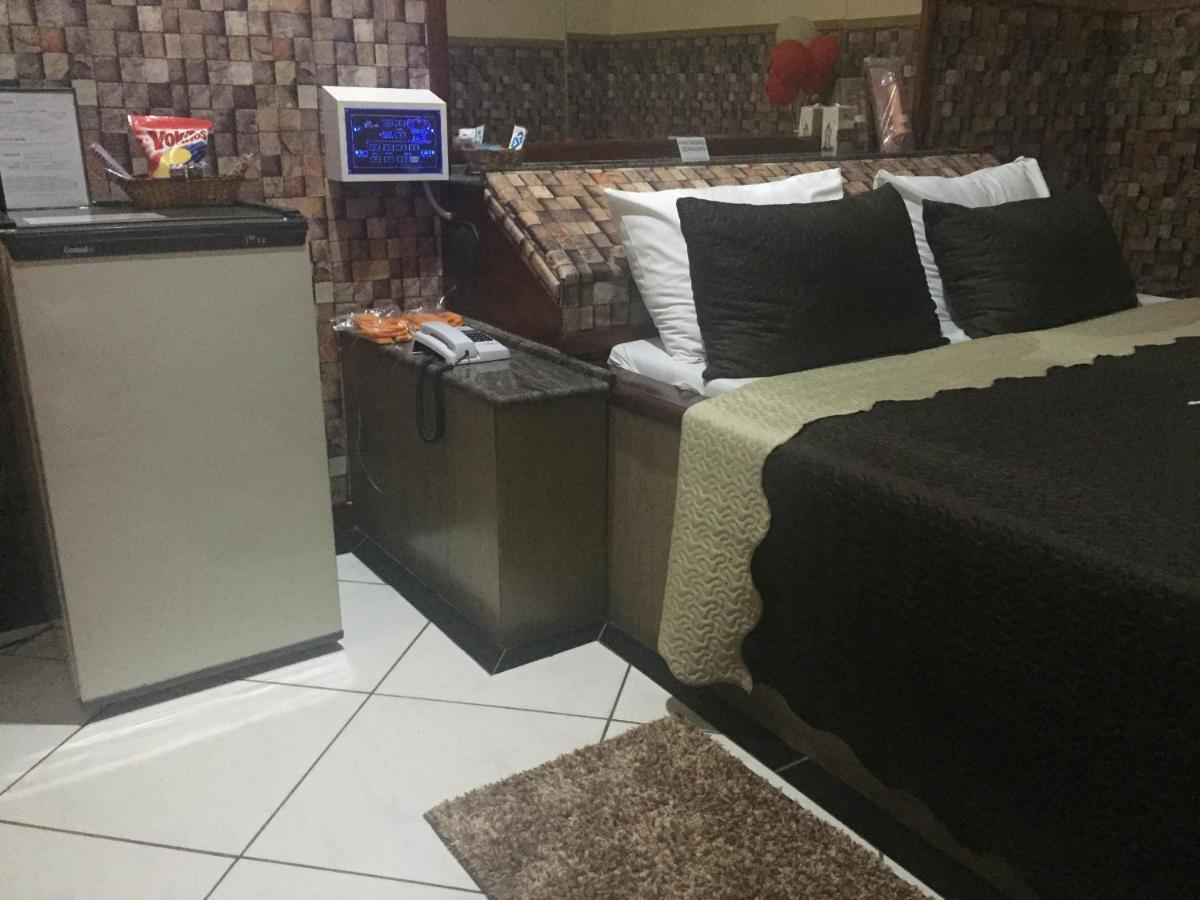 Imperium Inn Motel (Adults Only) Nova Ponte Екстериор снимка