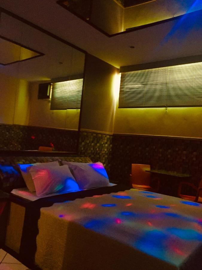 Imperium Inn Motel (Adults Only) Nova Ponte Екстериор снимка