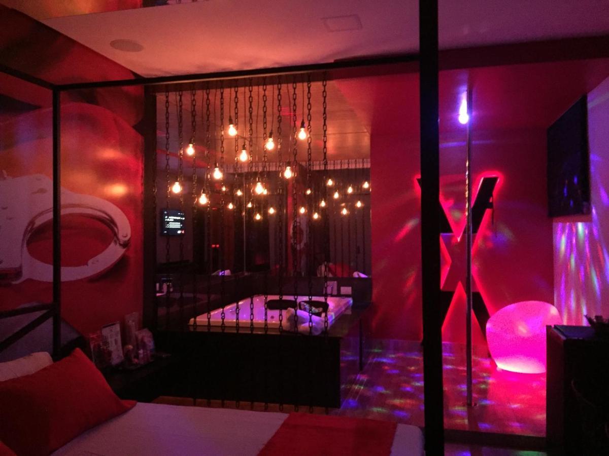 Imperium Inn Motel (Adults Only) Nova Ponte Екстериор снимка
