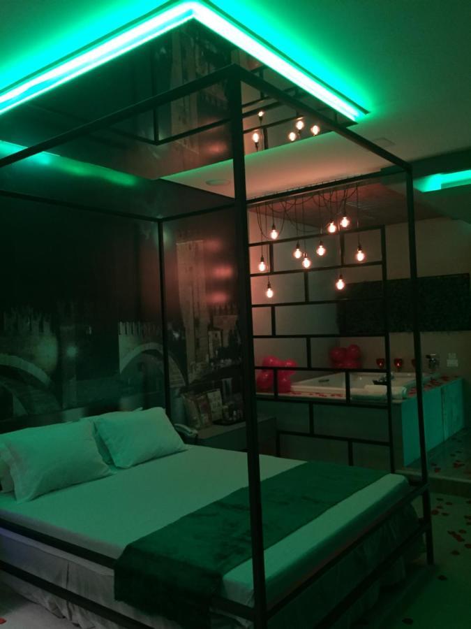 Imperium Inn Motel (Adults Only) Nova Ponte Екстериор снимка