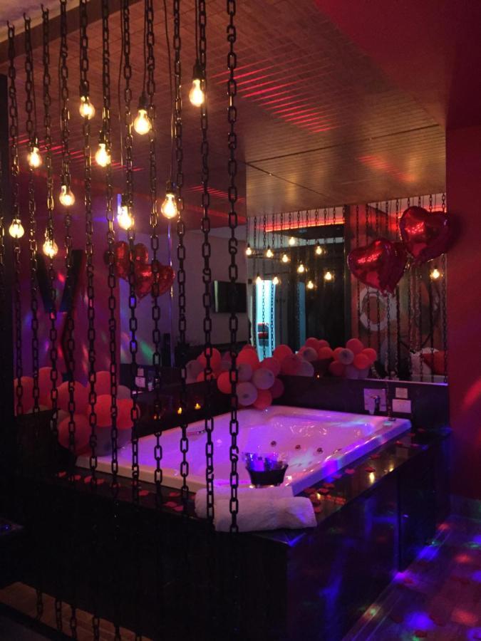 Imperium Inn Motel (Adults Only) Nova Ponte Екстериор снимка