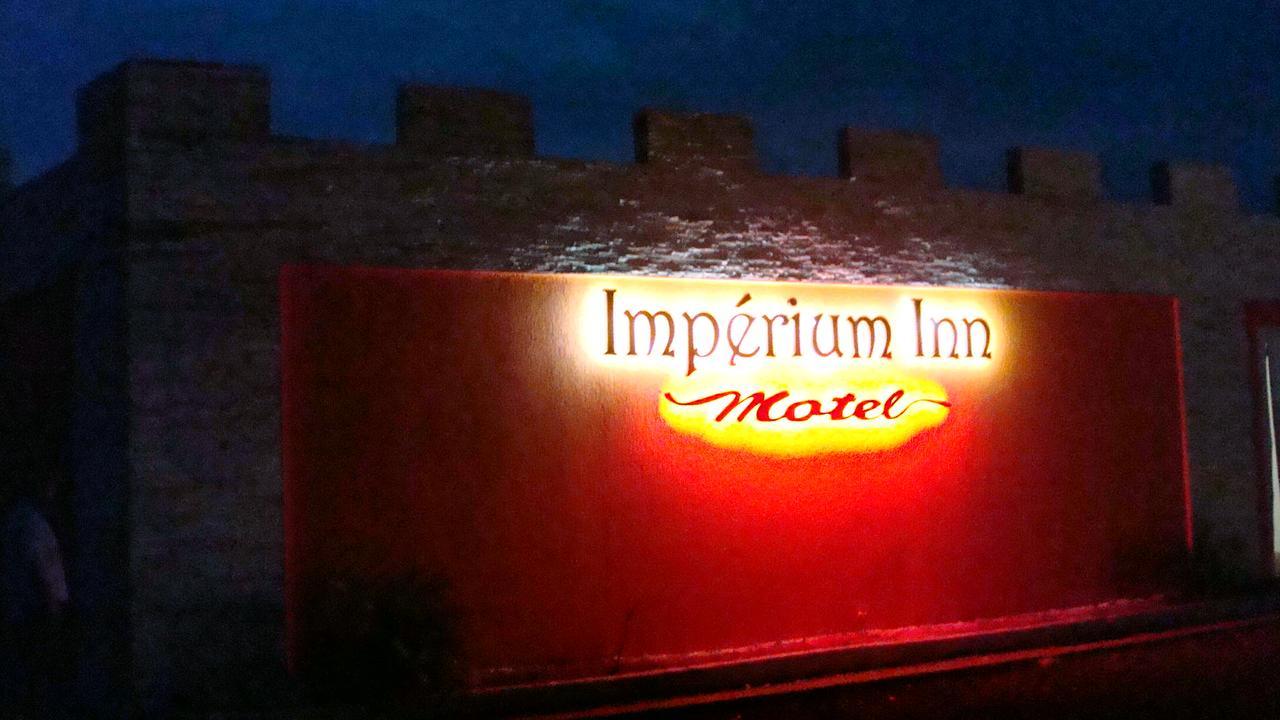 Imperium Inn Motel (Adults Only) Nova Ponte Екстериор снимка