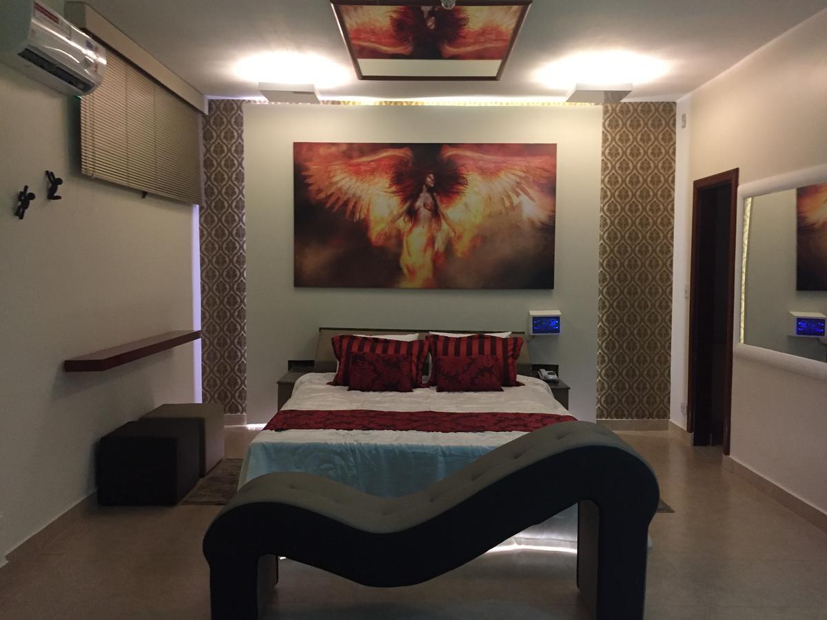 Imperium Inn Motel (Adults Only) Nova Ponte Екстериор снимка